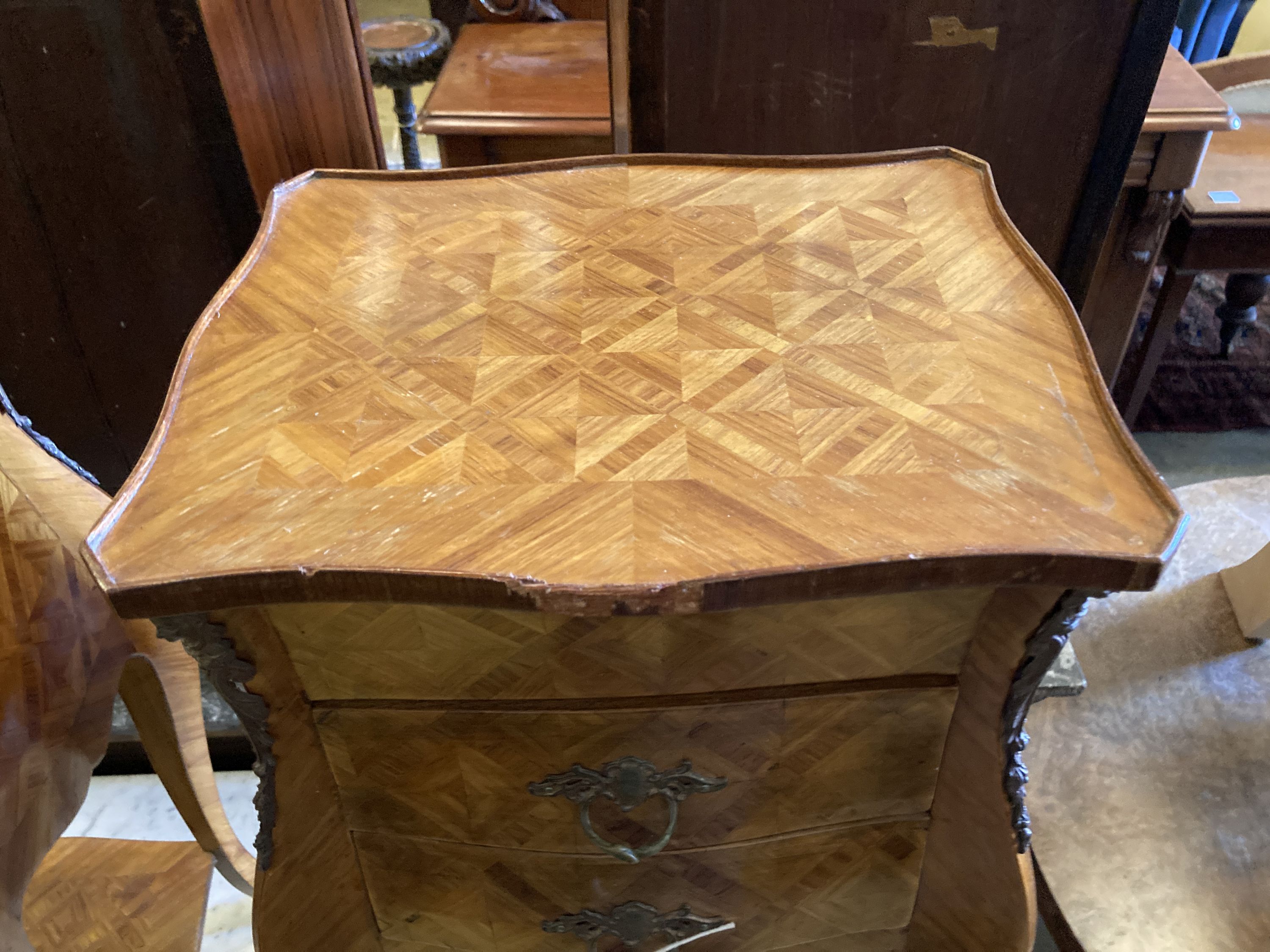 A pair of Louis VIX style parquetry and inlaid kingwood petit commodes (damage), width 34cm, depth 28cm, height 69cm